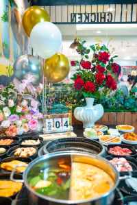 Hotpot and feasting in restaurant